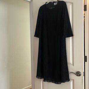 Dainty Jewells black dress